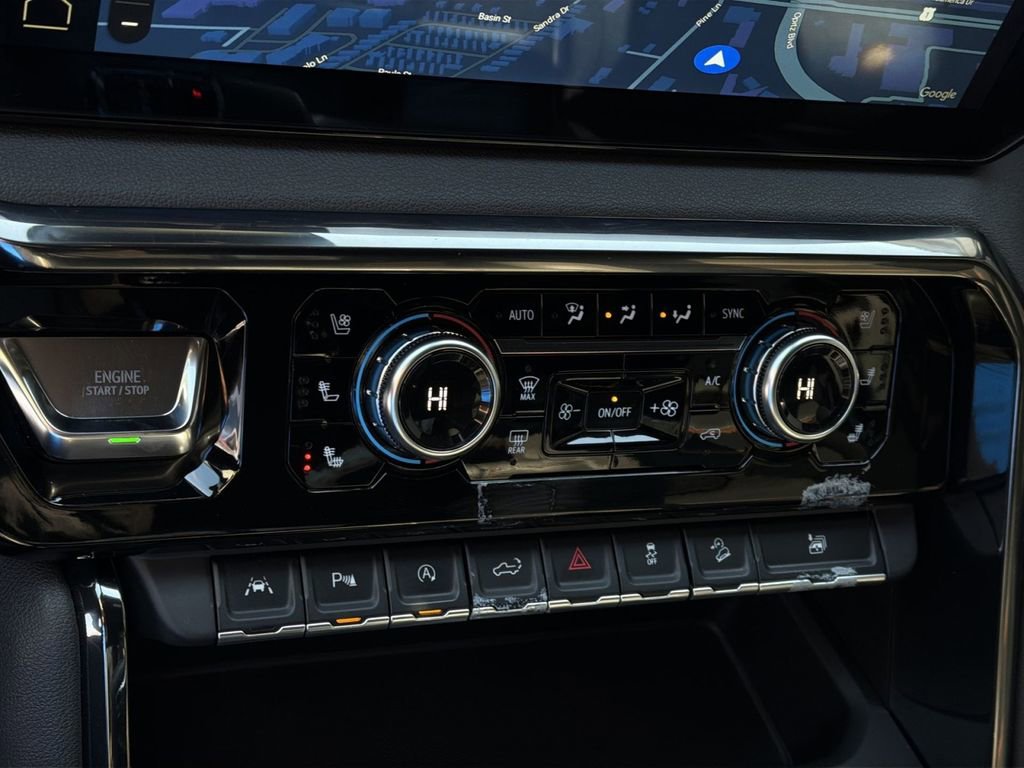 Used 2022 GMC Sierra 1500 AT4 w/ AT4 Premium Package image 18