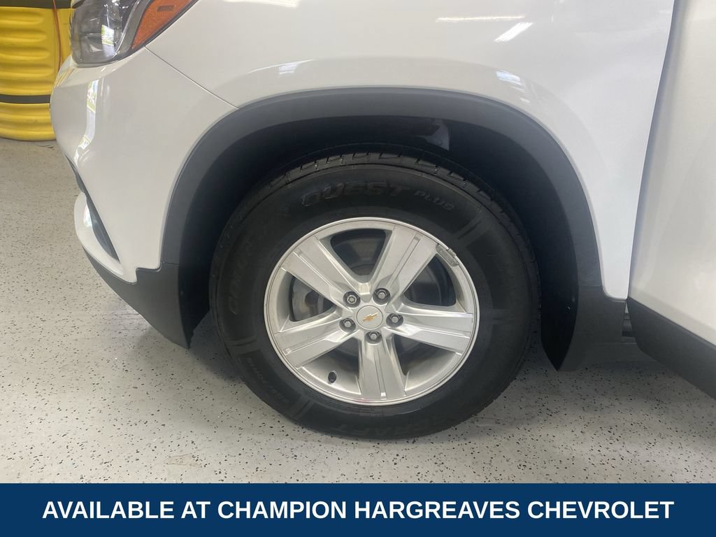Used 2020 Chevrolet Trax LT w/ LT Convenience Package FWD image 41