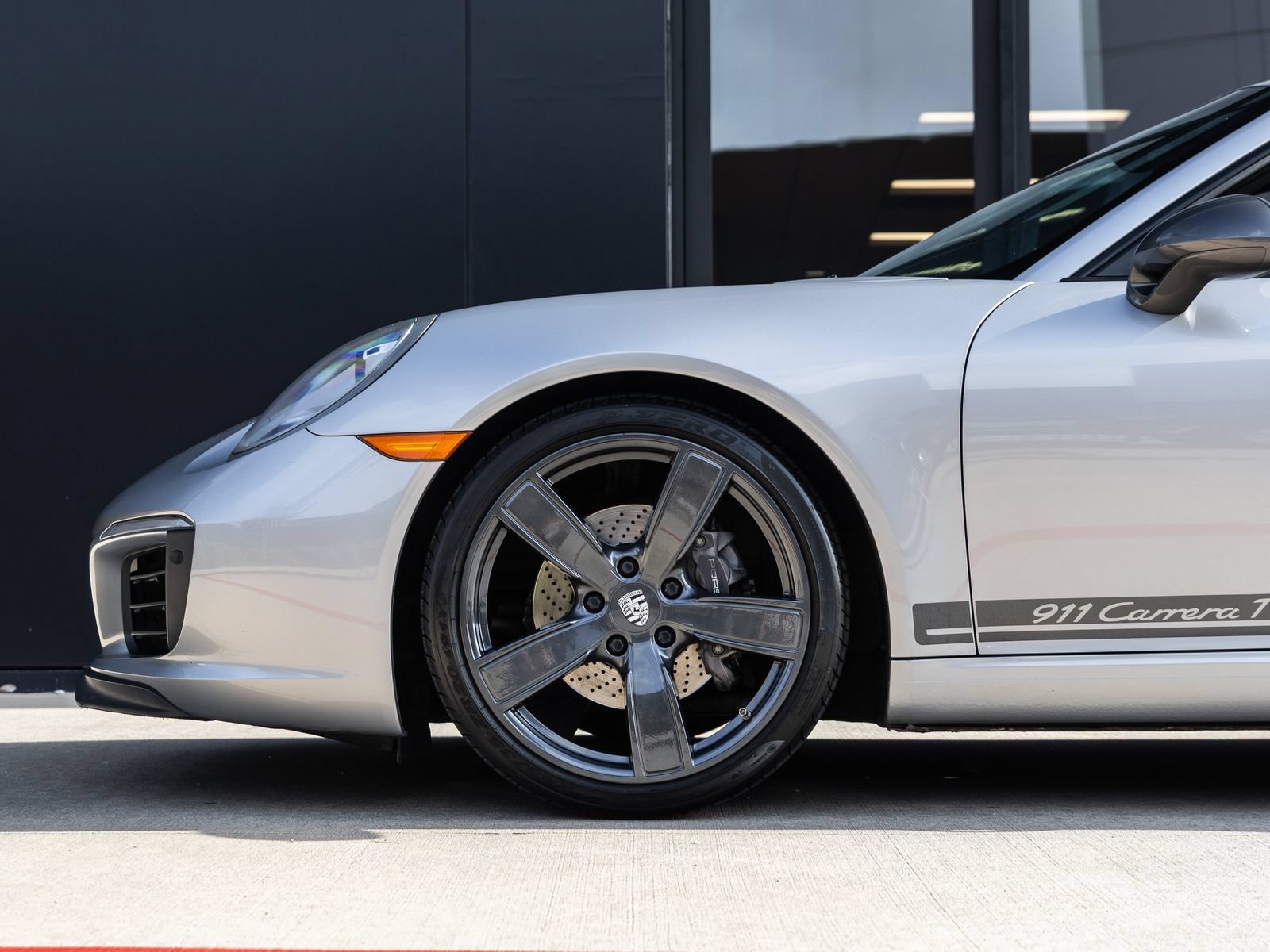 Certified 2018 Porsche 911 Carrera T RWD image 13
