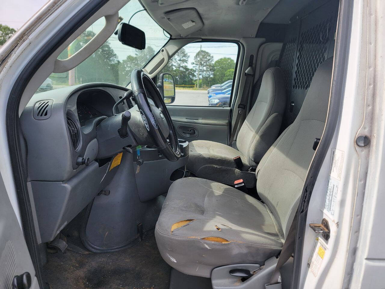 Used 2007 Ford E-150 and Econoline 150 RWD image 11