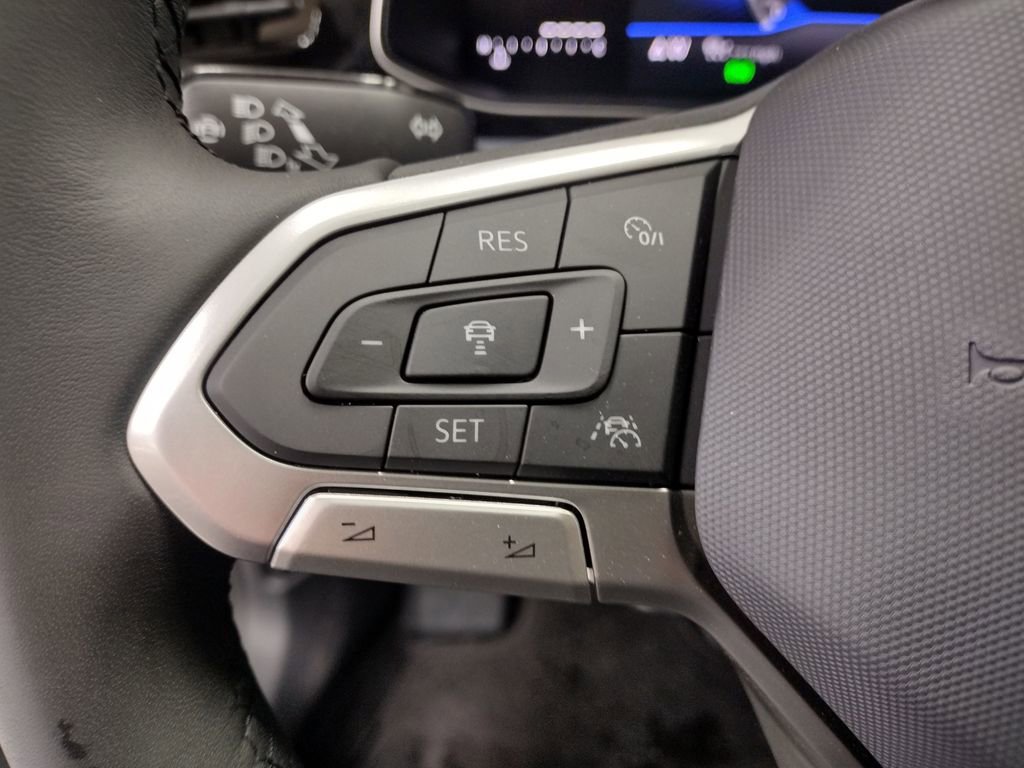 New 2026 Volkswagen Jetta SE image 24