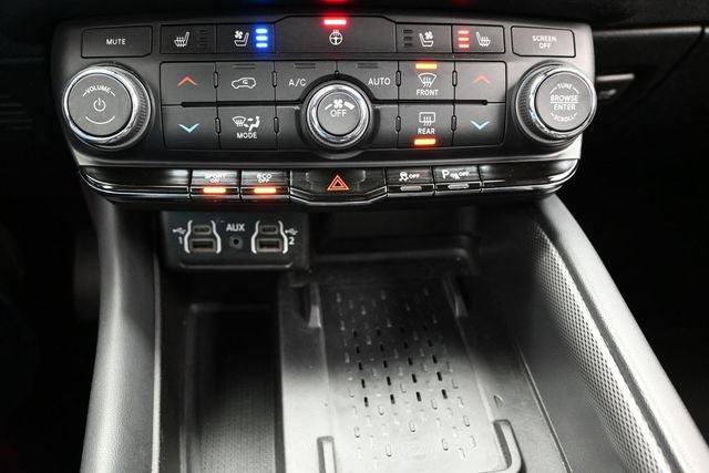 Used 2025 Dodge Durango R/T AWD/4WD image 45