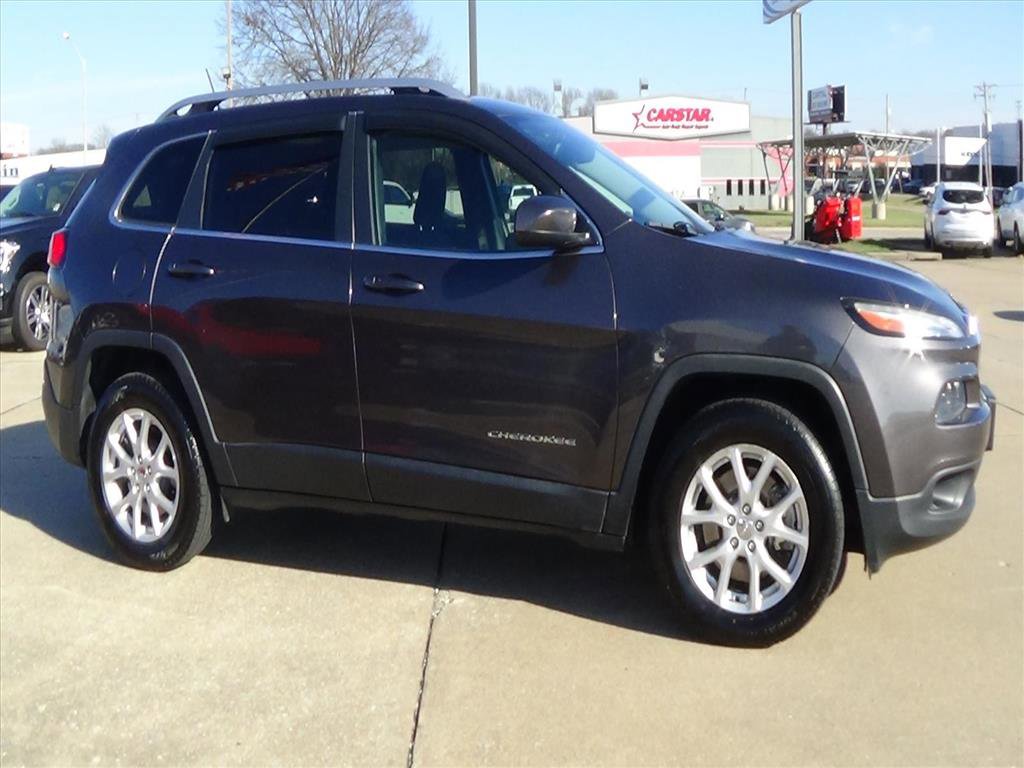 Used 2015 Jeep Cherokee Latitude w/ Comfort/Convenience Group image 5