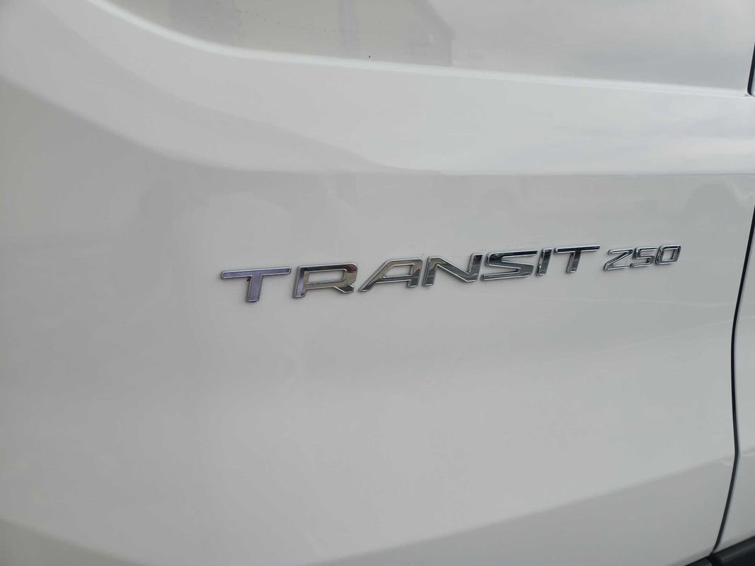Used 2025 Ford Transit 250 148 Medium Roof Extended AWD image 16