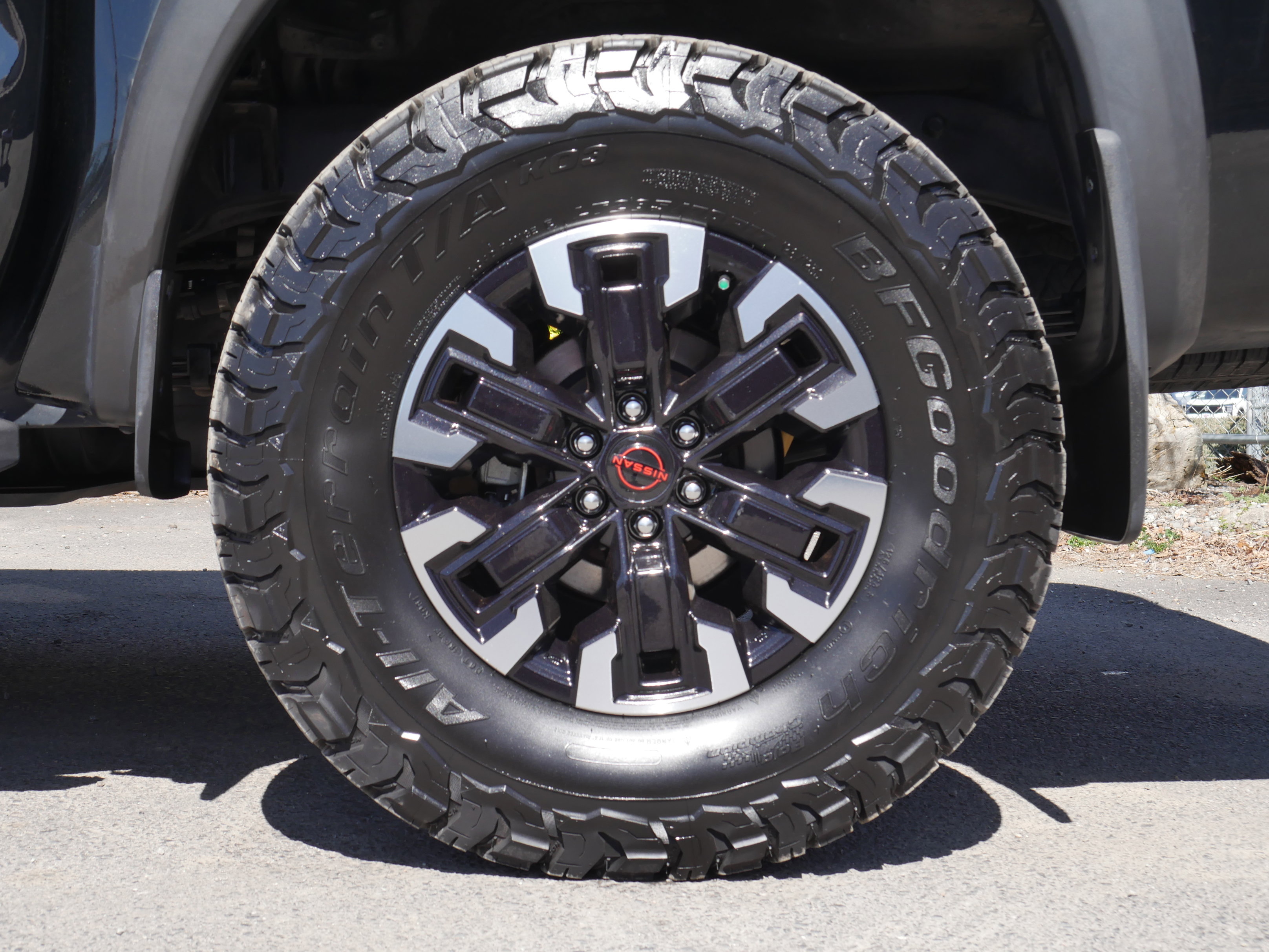 Certified 2023 Nissan Frontier PRO-4X w/ Pro Convenience Package image 16