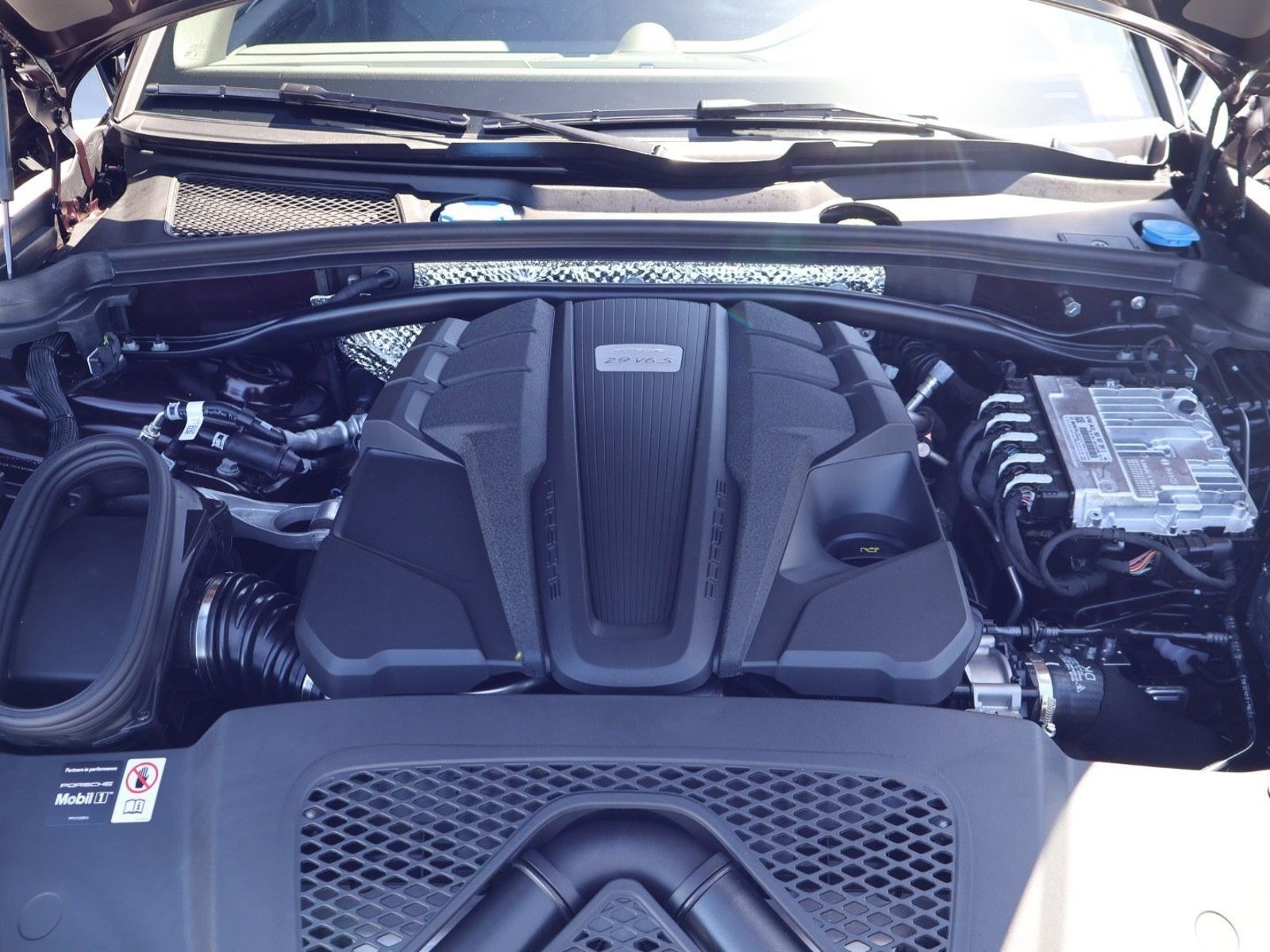 New 2026 Porsche Macan S AWD/4WD image 26