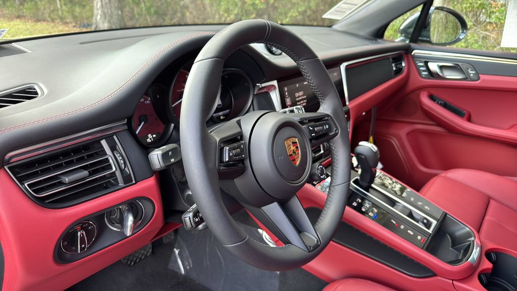 New 2026 Porsche Macan S AWD/4WD image 8