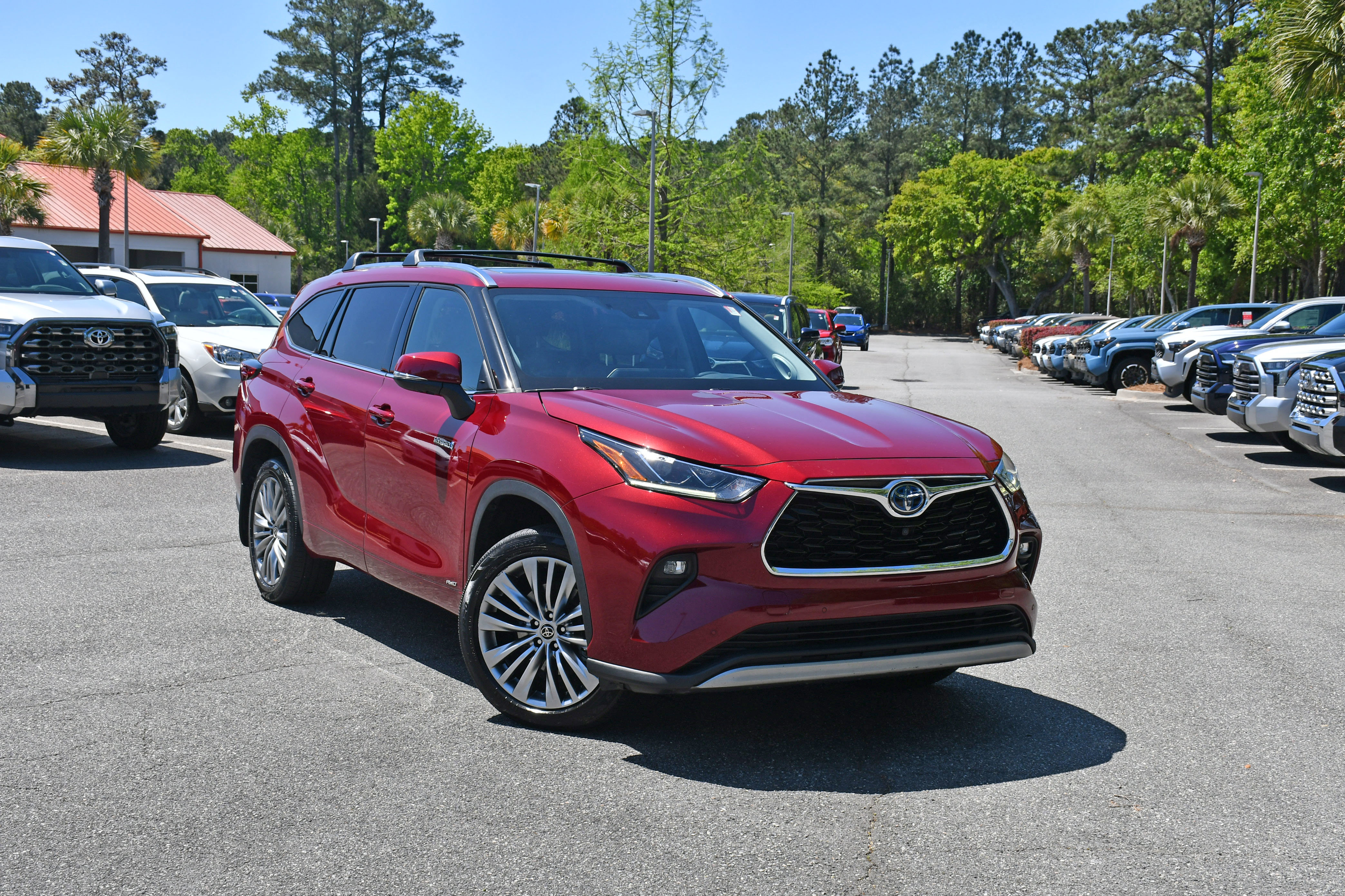 Used 2021 Toyota Highlander Platinum image 6