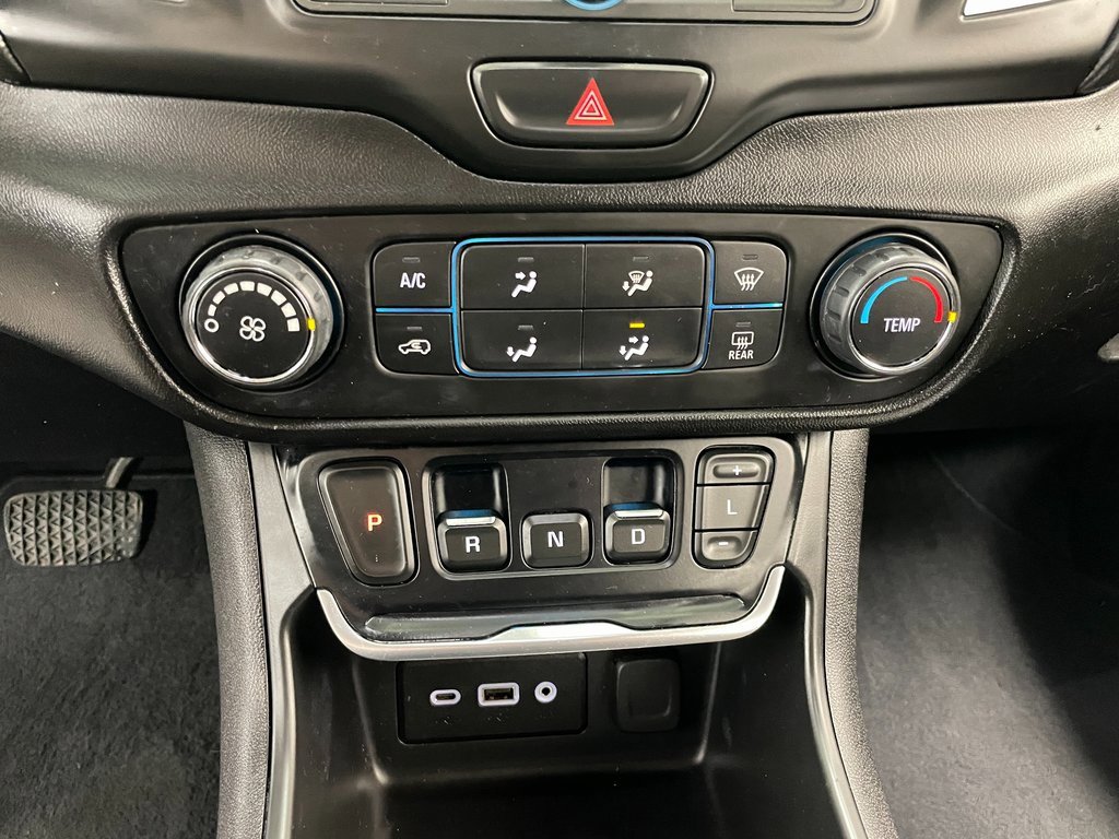 Certified 2018 GMC Terrain SLE image 27