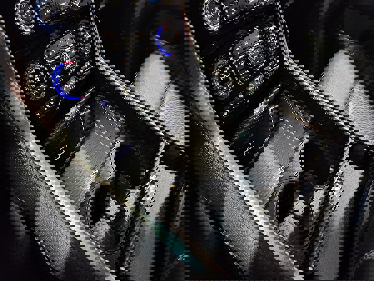 Used 2024 GMC Yukon Denali image 42