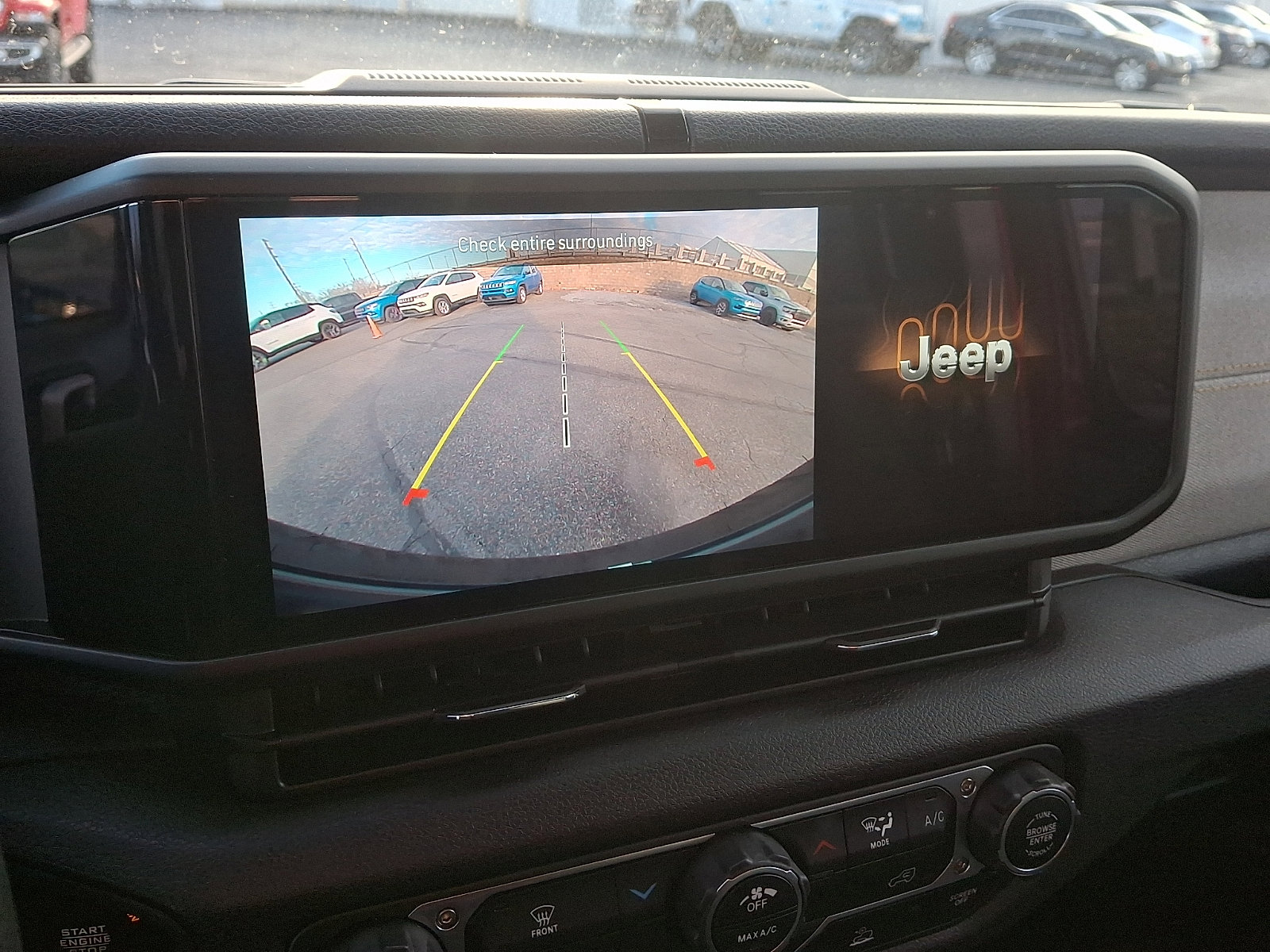 Used 2025 Jeep Wrangler Unlimited Sport image 16