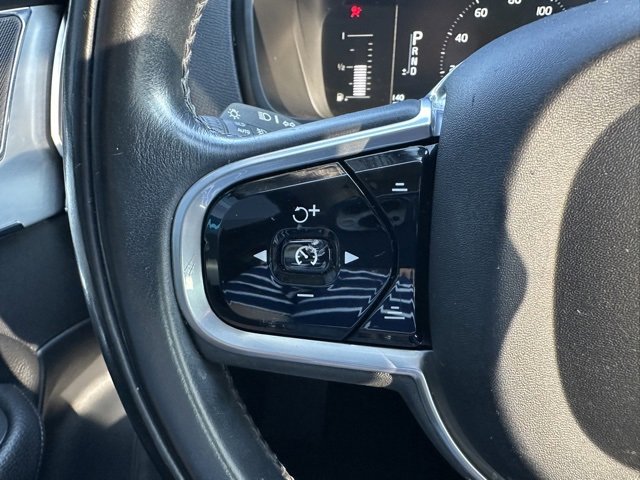 Used 2018 Volvo XC90 T5 Momentum w/ Convenience Package image 15