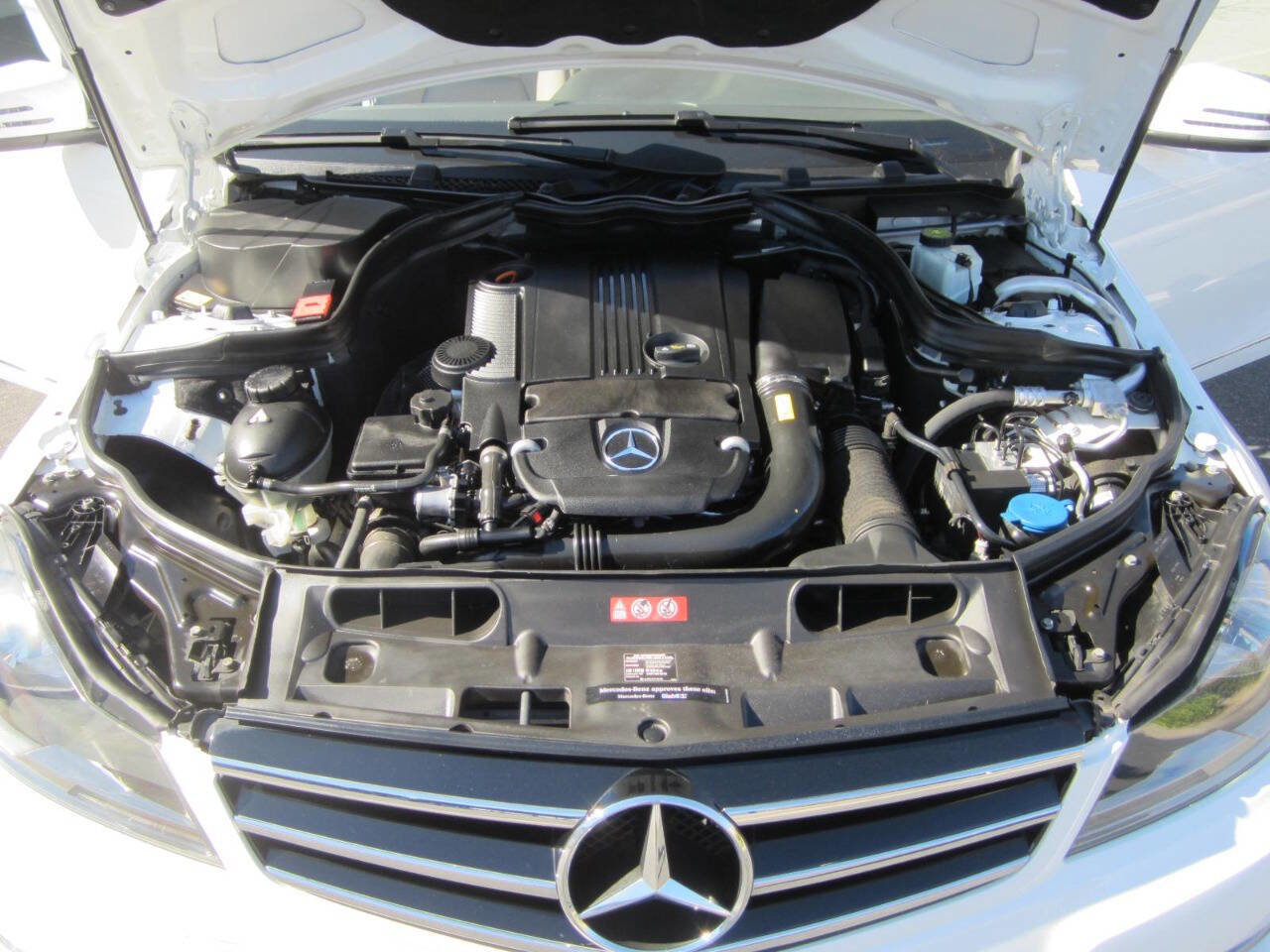 Used 2014 Mercedes-Benz C 250 C 250 Sport 4dr Sedan image 13