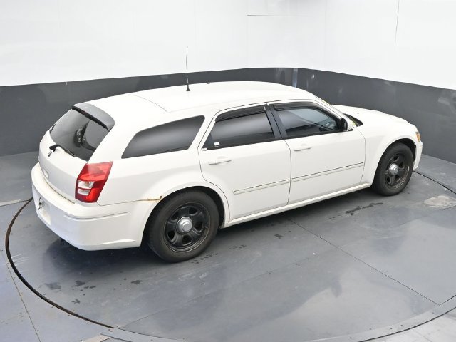 Used 2007 Dodge Magnum RWD image 23