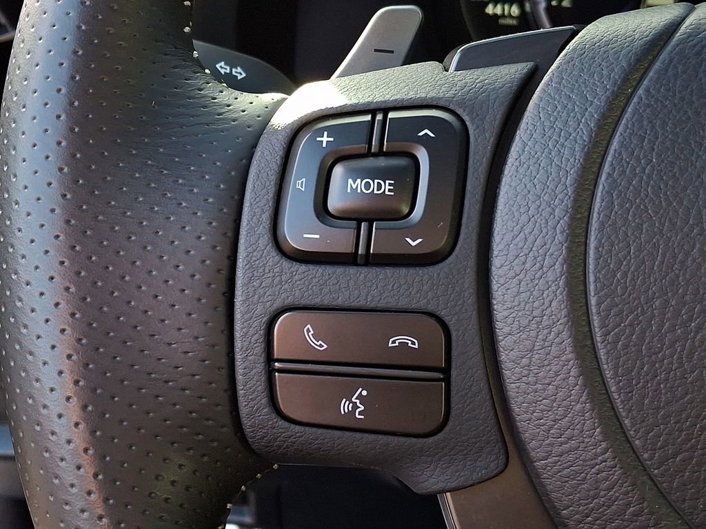 Used 2025 Lexus IS 350 F Sport w/ Navigation Package AWD/4WD image 16
