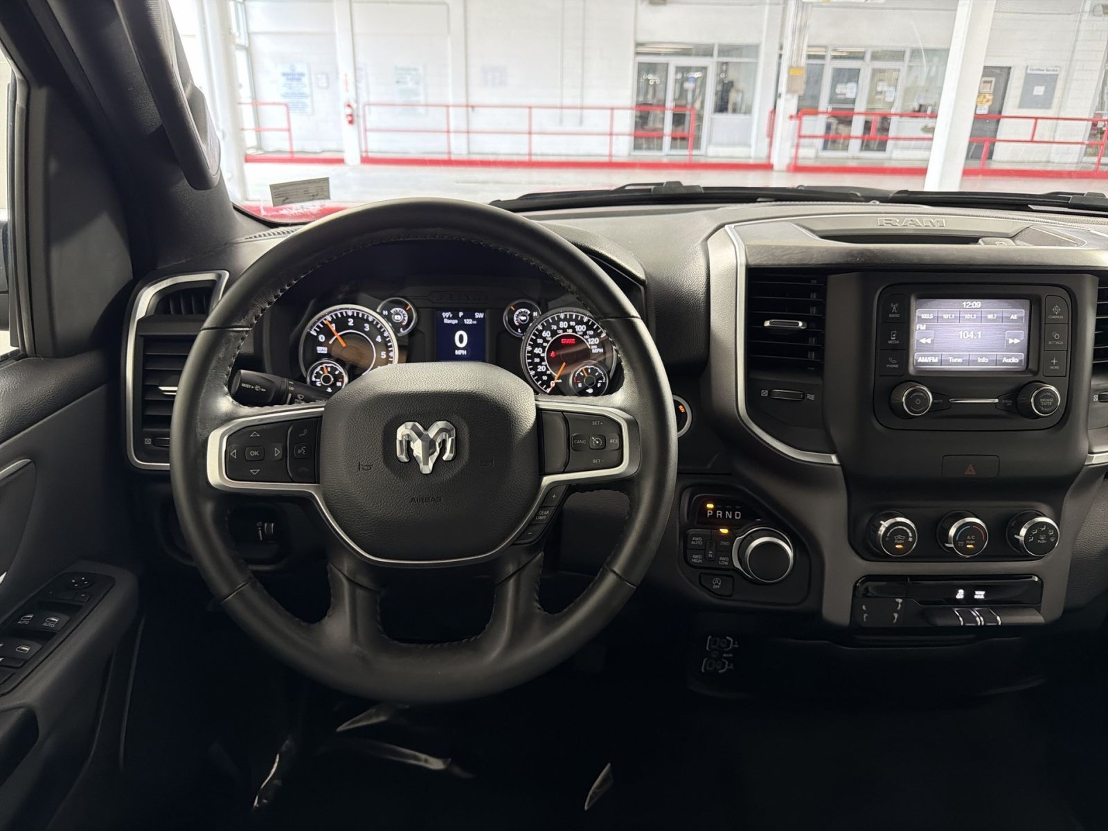Used 2022 RAM 1500 Big Horn AWD/4WD image 16