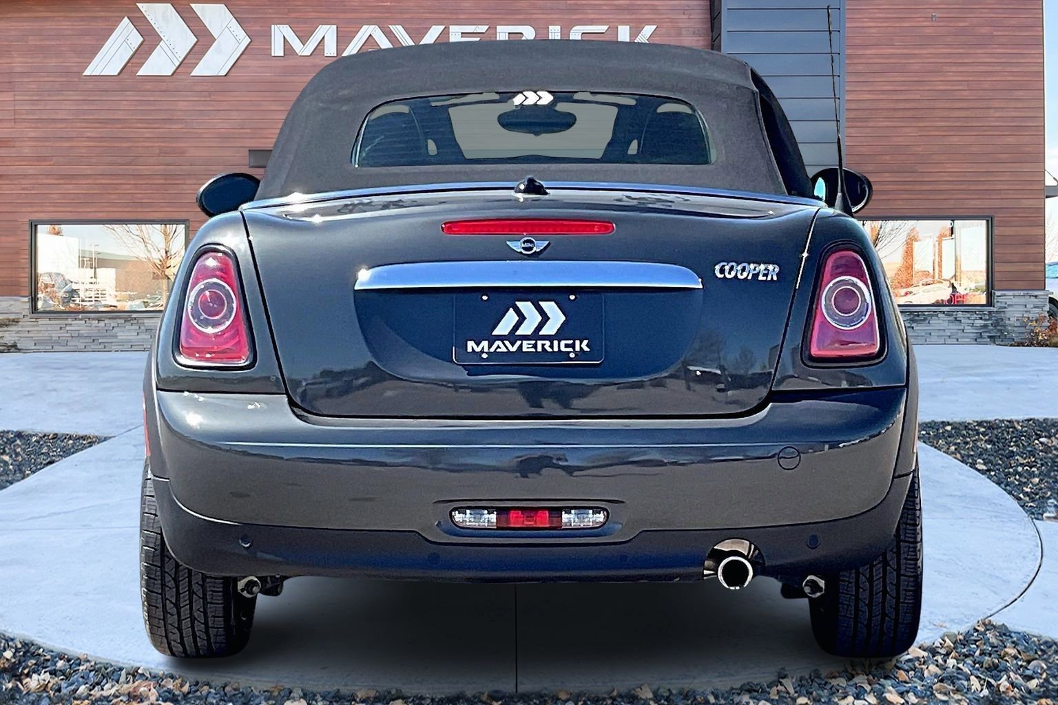 Used 2015 MINI Cooper Roadster image 2