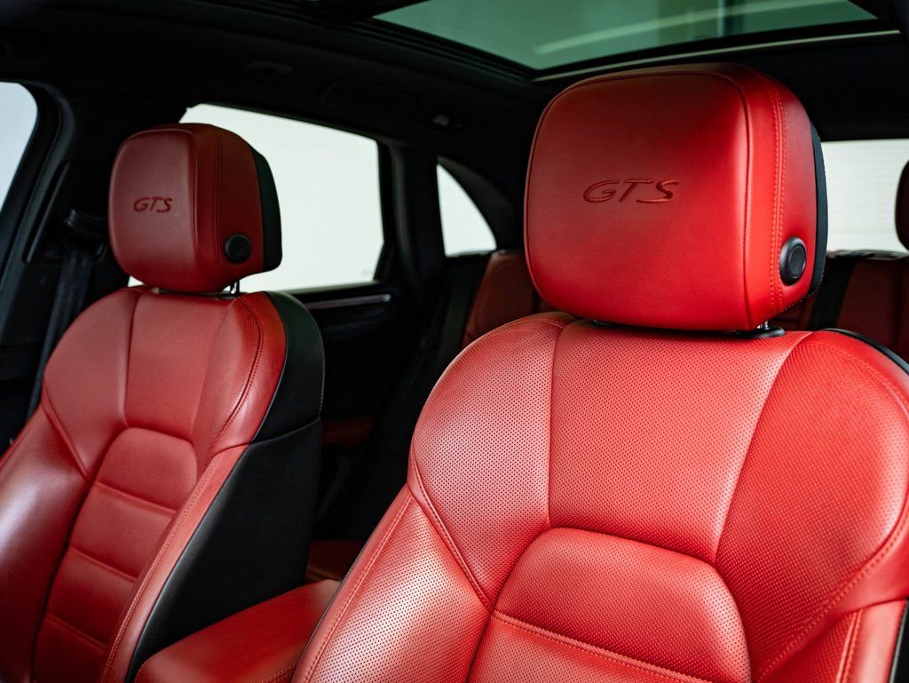 Certified 2021 Porsche Macan GTS AWD/4WD image 23
