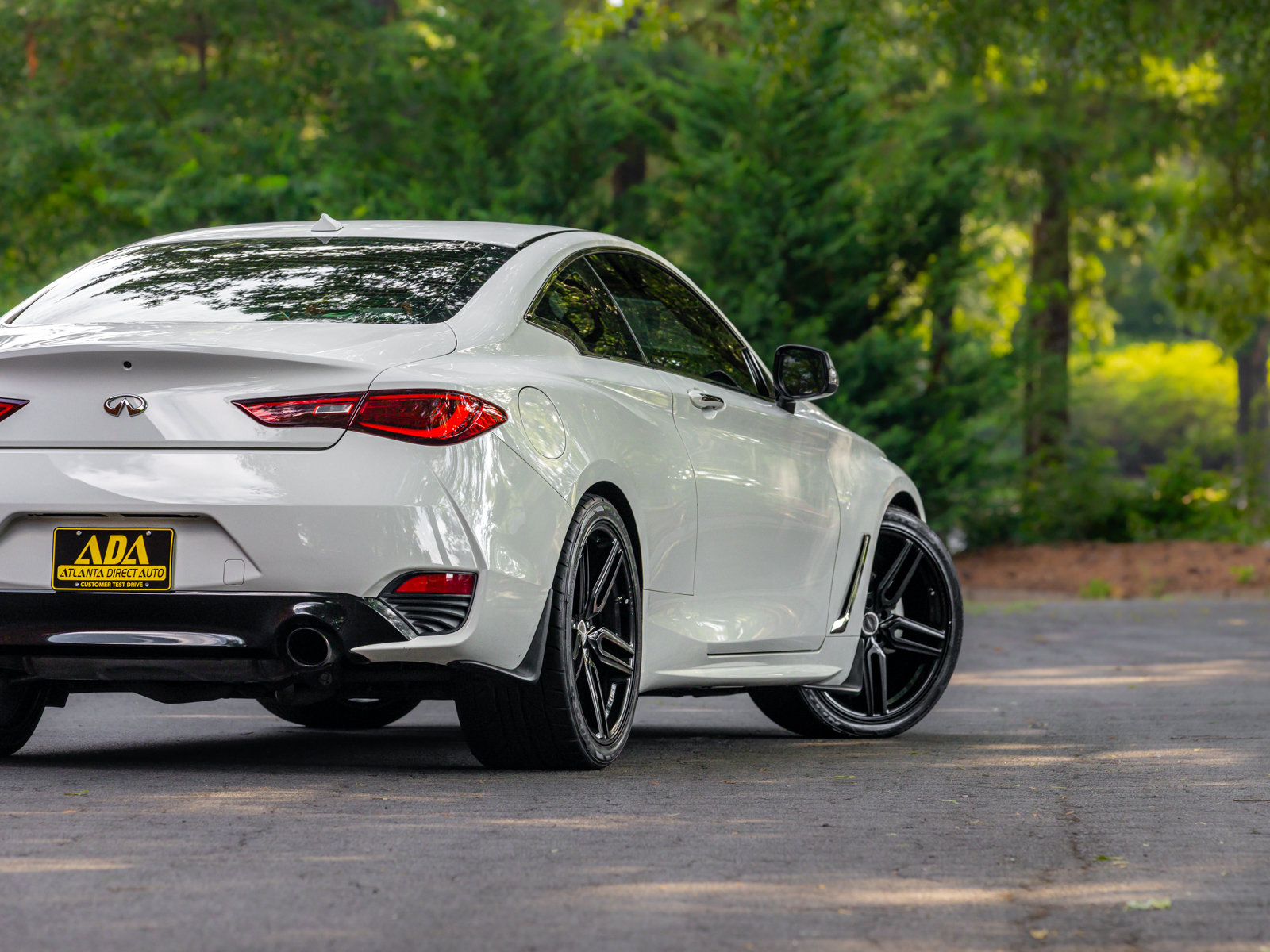Used 2017 INFINITI Q60 3.0t w/ Premium Plus Package 3.0T RWD image 34