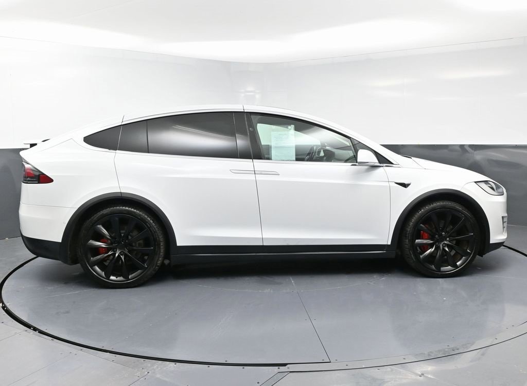 Used 2021 Tesla Model X Performance image 7