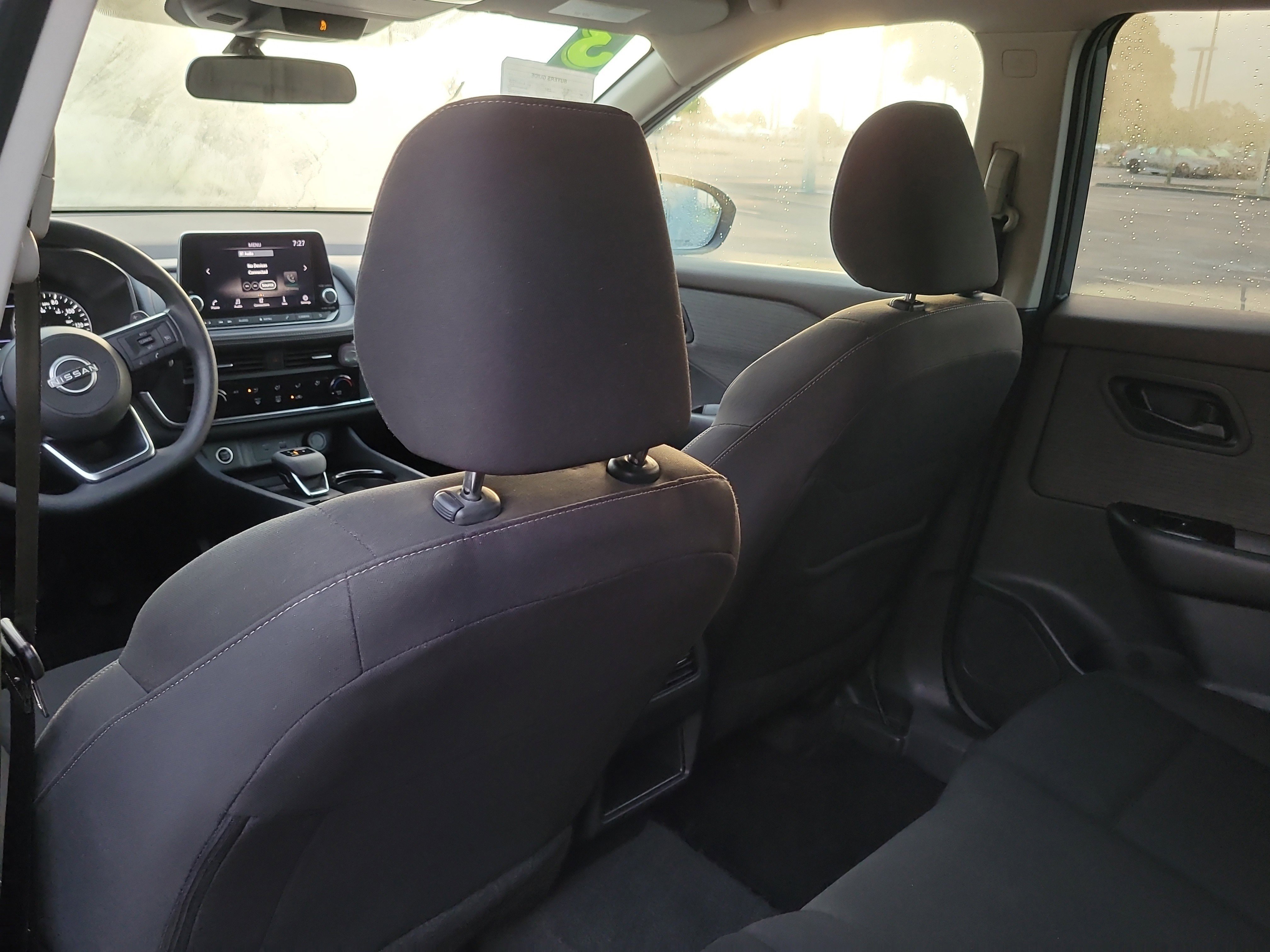 Used 2023 Nissan Rogue S image 13