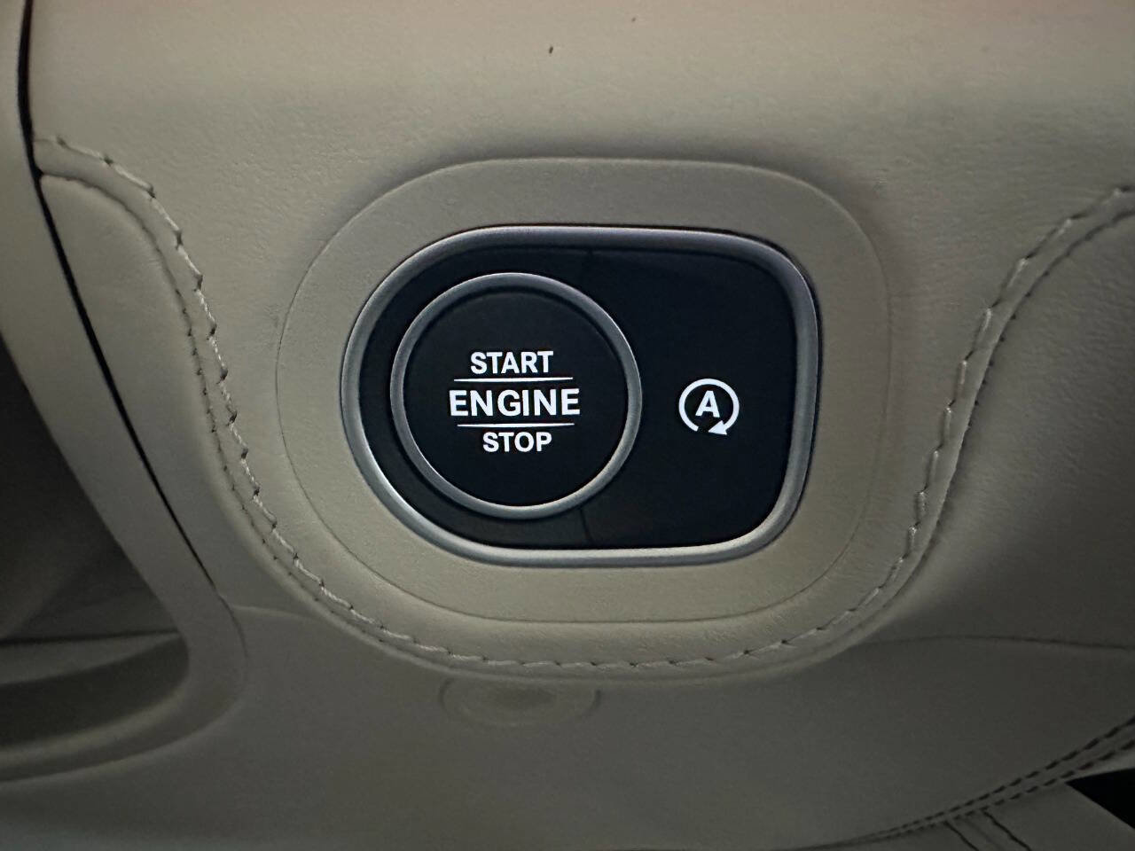 Used 2023 Mercedes-Benz Maybach GLS 600 4MATIC image 26