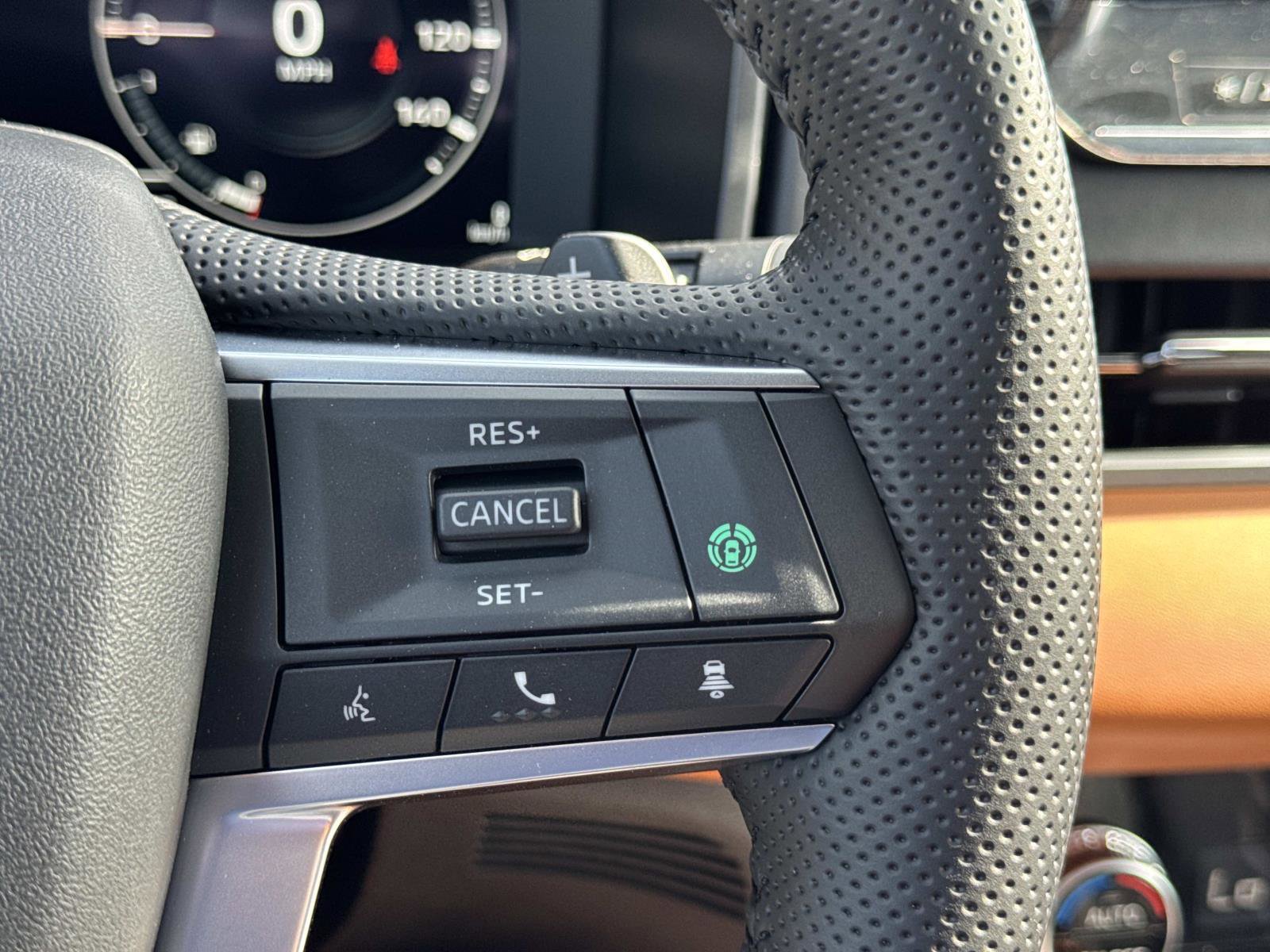 New 2025 Mitsubishi Outlander SEL image 20