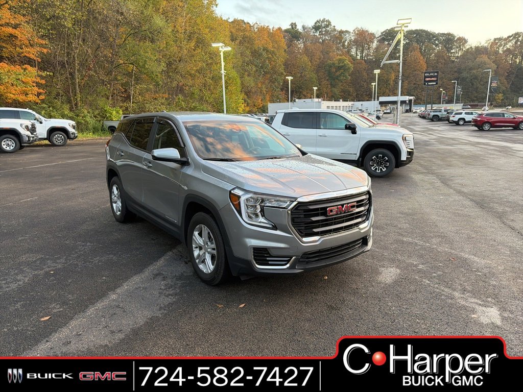 Used 2024 GMC Terrain SLE w/ LPO, Floor Liner Package