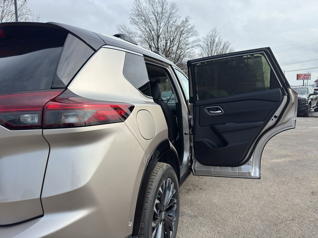 New 2026 Nissan Rogue Platinum image 21