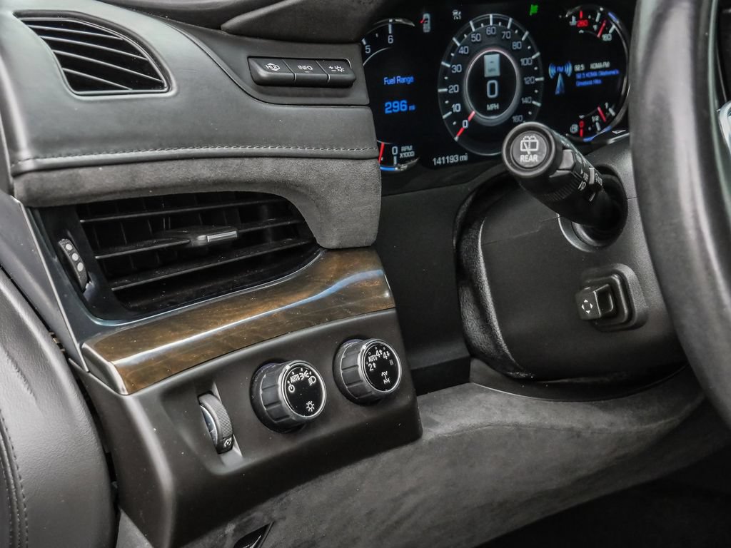 Used 2017 Cadillac Escalade Platinum AWD/4WD image 56