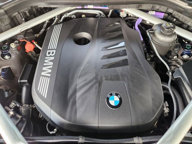 Used 2026 BMW X7 xDrive40i AWD/4WD image 32