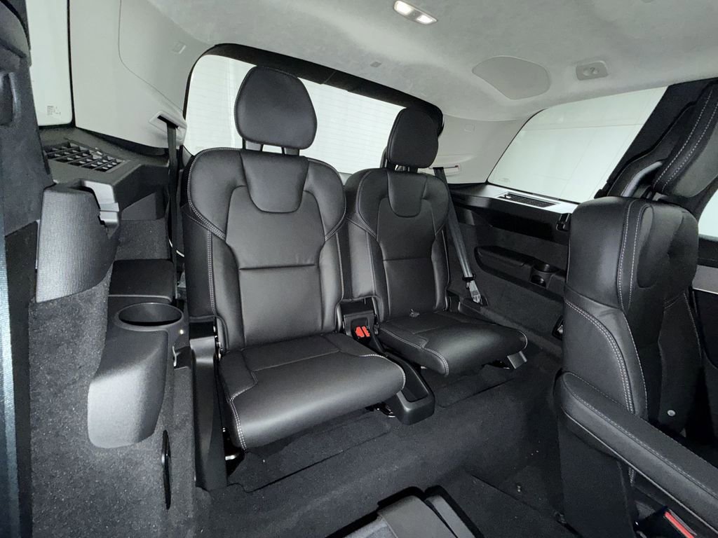 New 2026 Volvo XC90 T8 Ultra w/ Lounge Package image 18