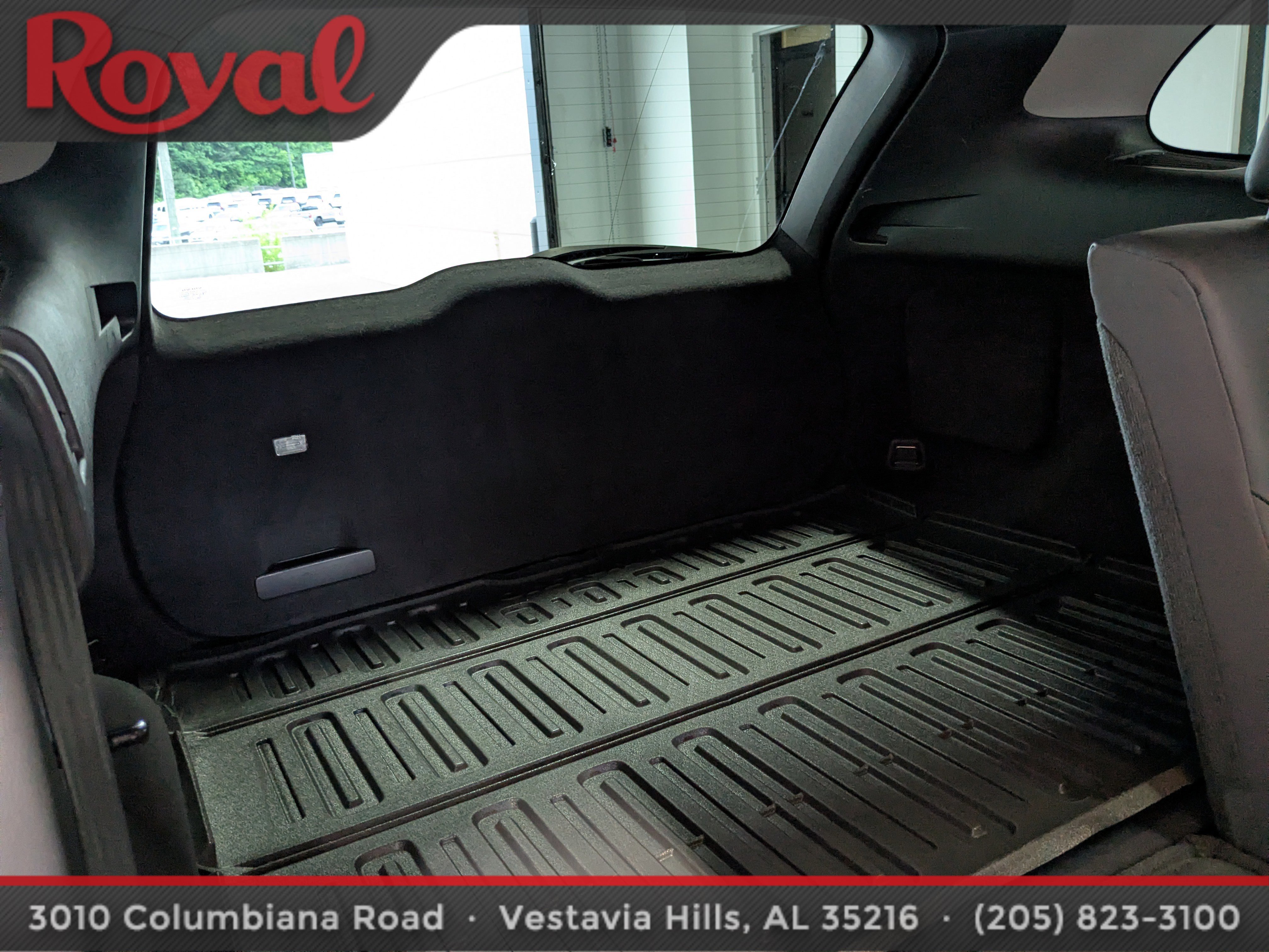 Used 2017 Volvo XC60 T5 Dynamic w/ Advanced Package AWD/4WD image 11