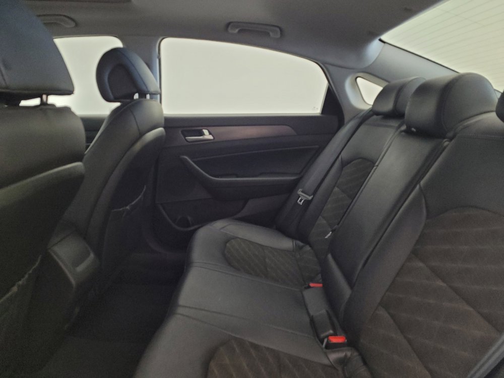 Used 2017 Hyundai Sonata Sport w/ Value Edition Package 02 FWD image 18