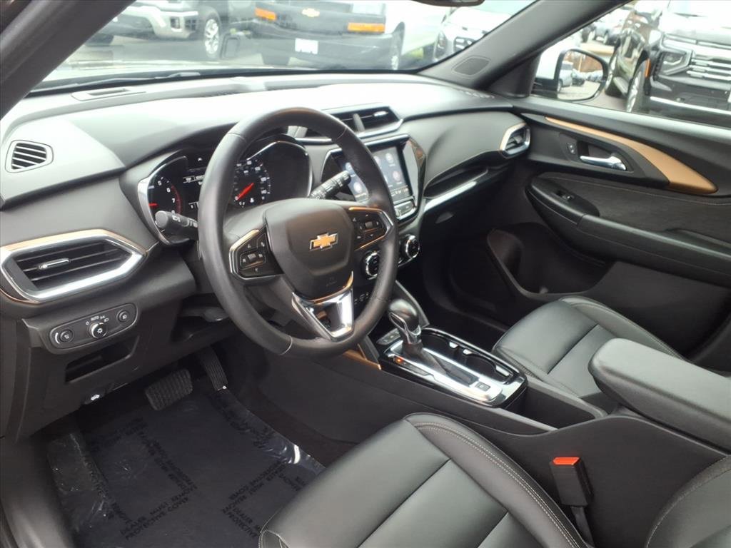 Used 2021 Chevrolet TrailBlazer ACTIV w/ Sun and Liftgate Package image 11