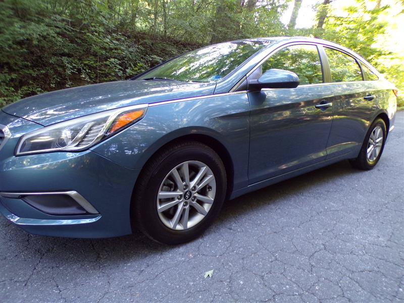 Used 2017 Hyundai Sonata SE FWD image 5