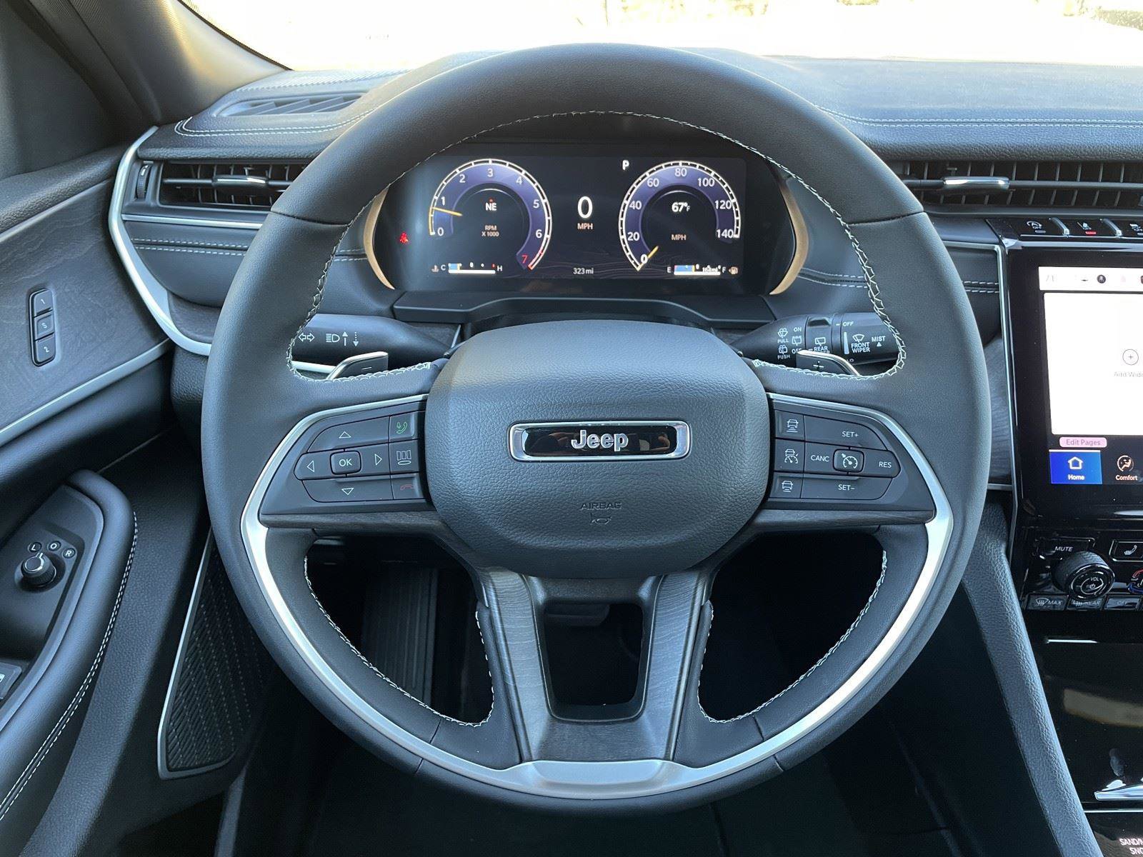 New 2025 Jeep Grand Cherokee L Limited AWD/4WD image 14