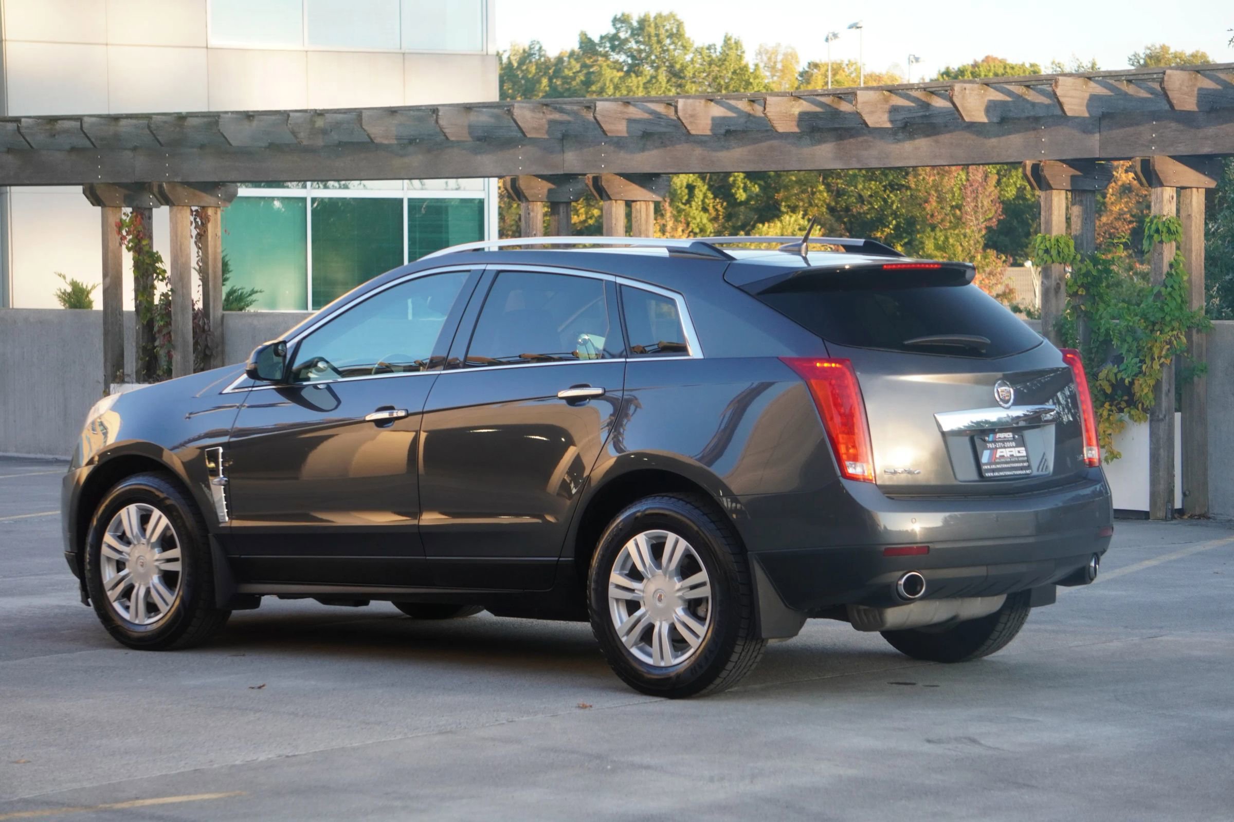 Used 2012 Cadillac SRX Luxury image 8