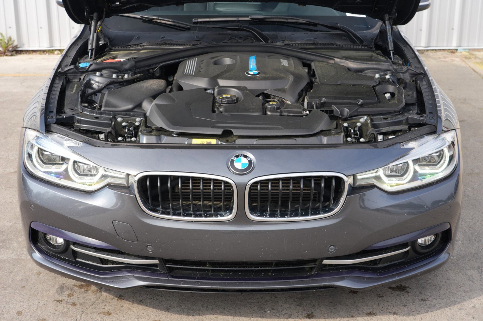 Used 2017 BMW 330e image 7