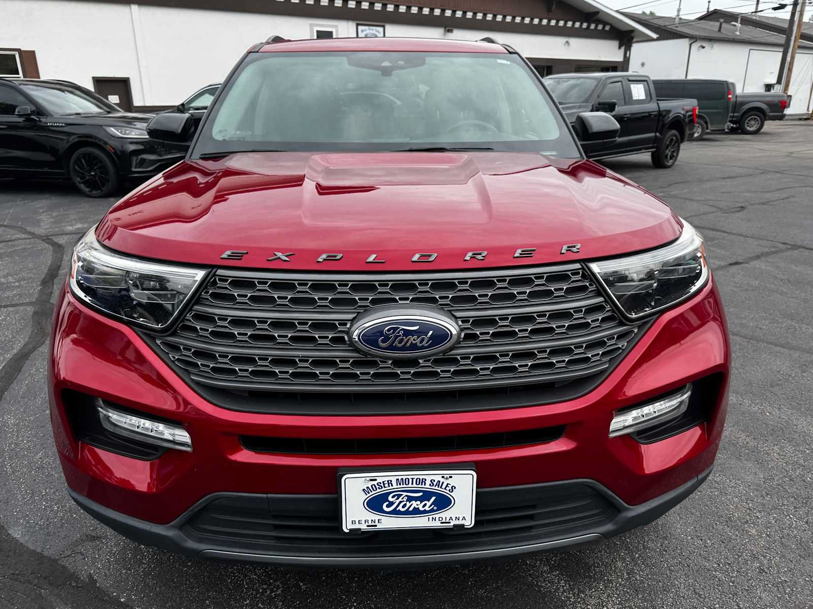 Used 2022 Ford Explorer XLT w/ Equipment Group 202A AWD/4WD image 14