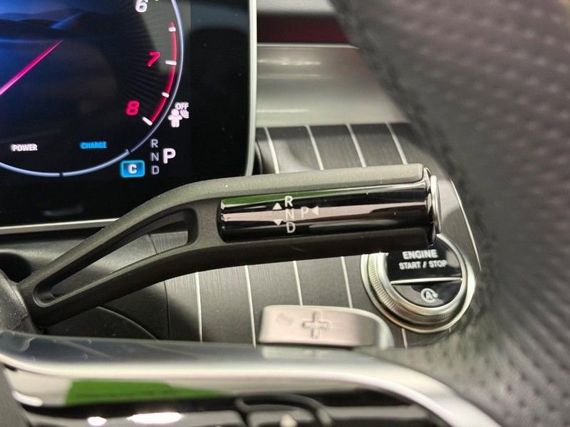 New 2025 Mercedes-Benz C 300 4MATIC Sedan image 13