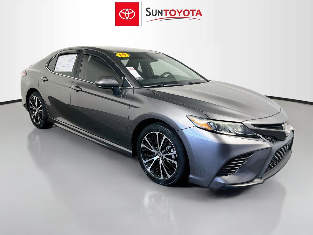 Used 2019 Toyota Camry SE