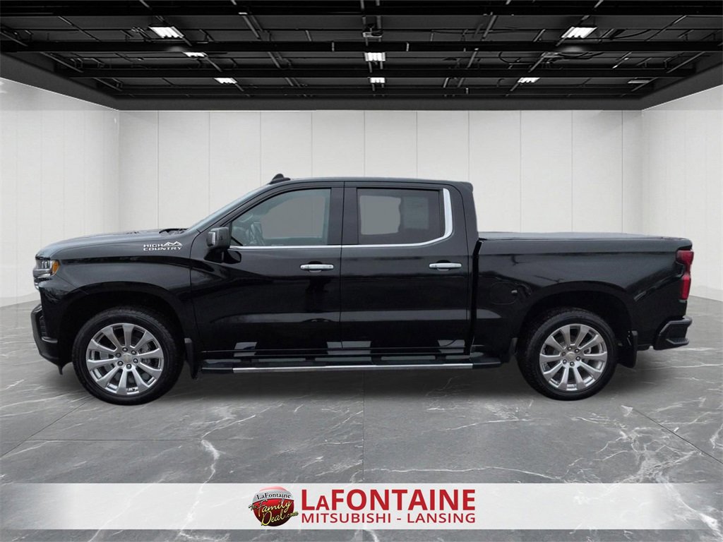 Used 2022 Chevrolet Silverado 1500 High Country w/ Technology Package image 2