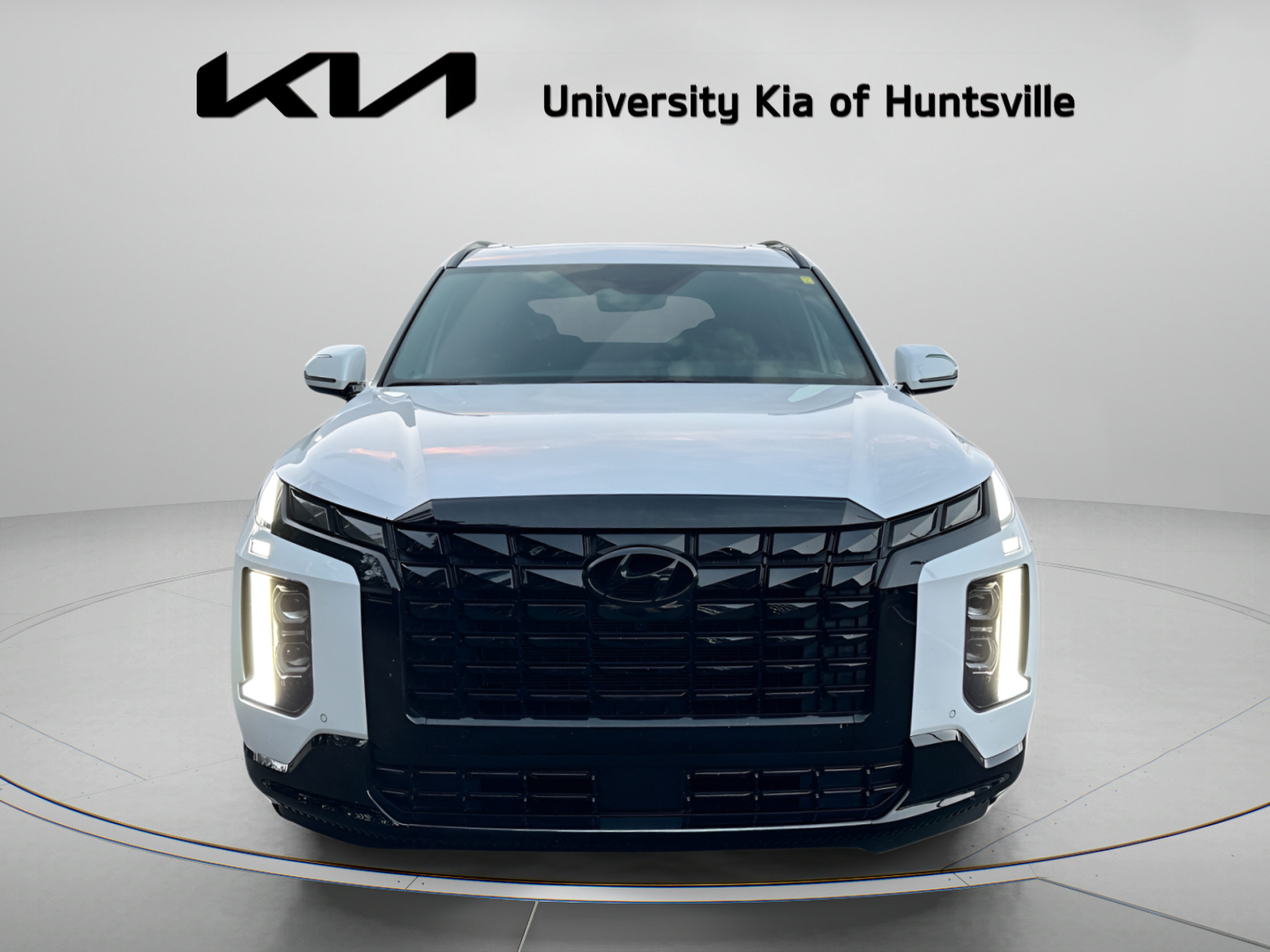 Used 2025 Hyundai Palisade Calligraphy AWD/4WD image 3