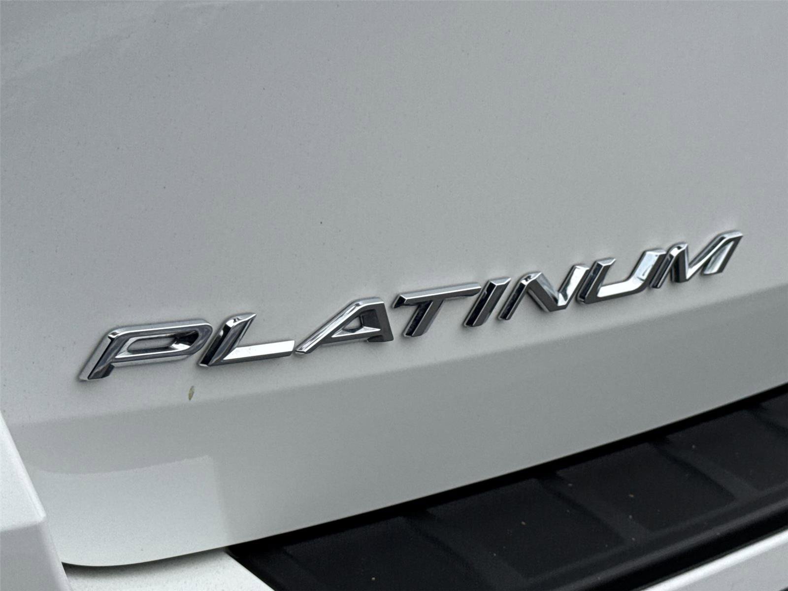 Certified 2025 Ford Explorer Platinum w/ Ultimate Package AWD/4WD image 16