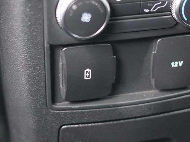 Used 2022 Ford Explorer XLT w/ Equipment Group 202A RWD image 35