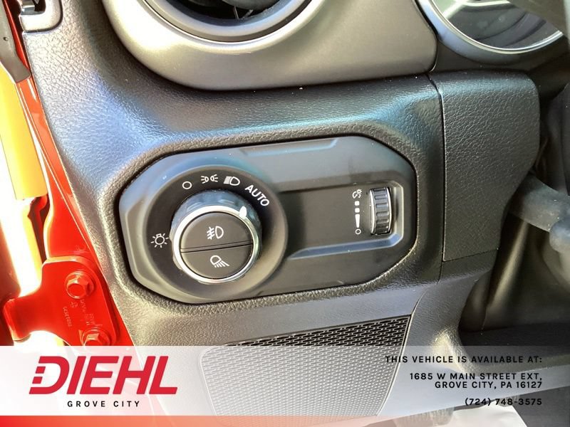 Used 2023 Jeep Gladiator Sport AWD/4WD image 24