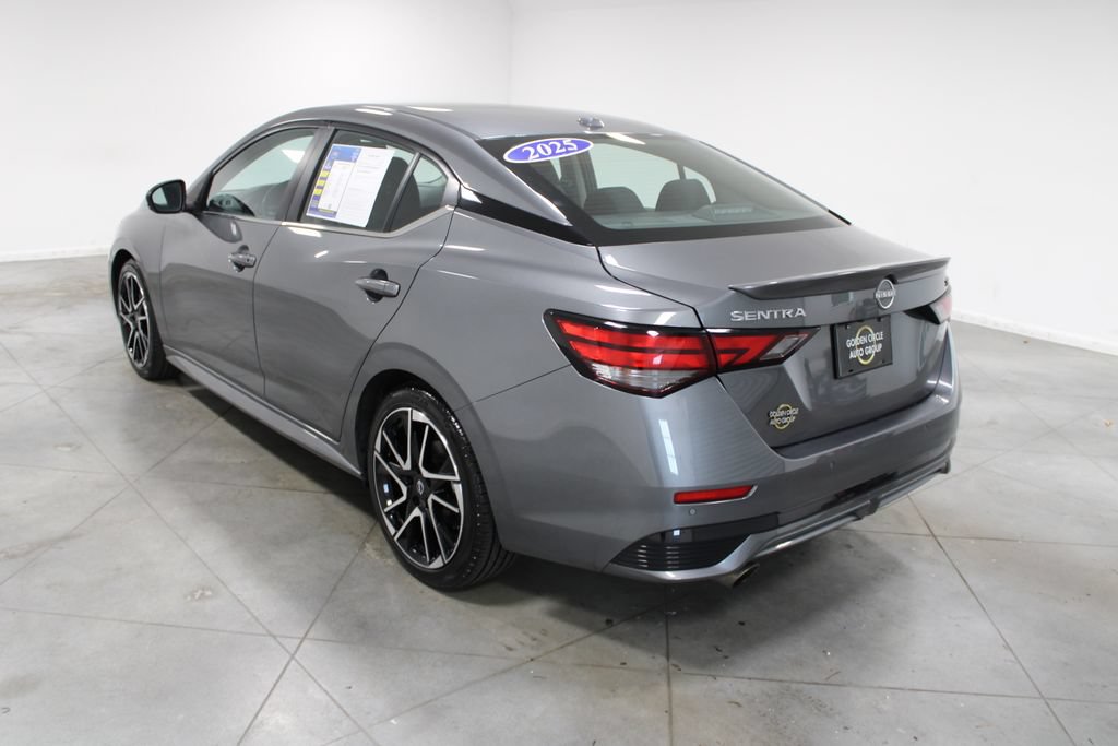 Used 2025 Nissan Sentra SR FWD image 7