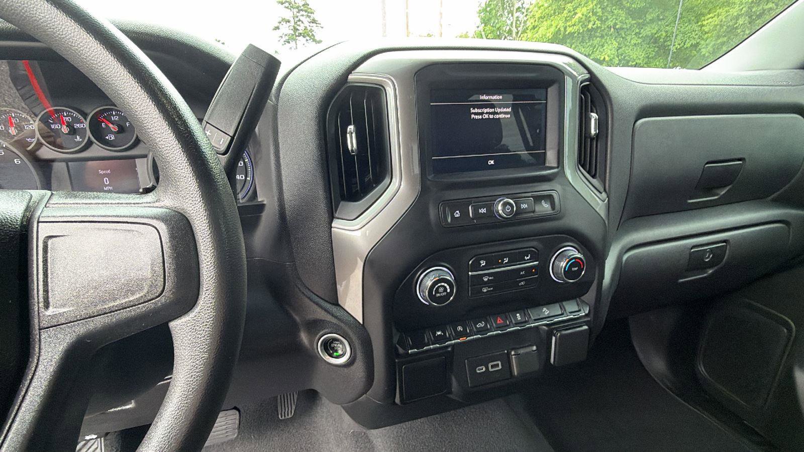 Certified 2022 Chevrolet Silverado 1500 Custom Trail Boss w/ LPO, Dark Essentials Package AWD/4WD image 26
