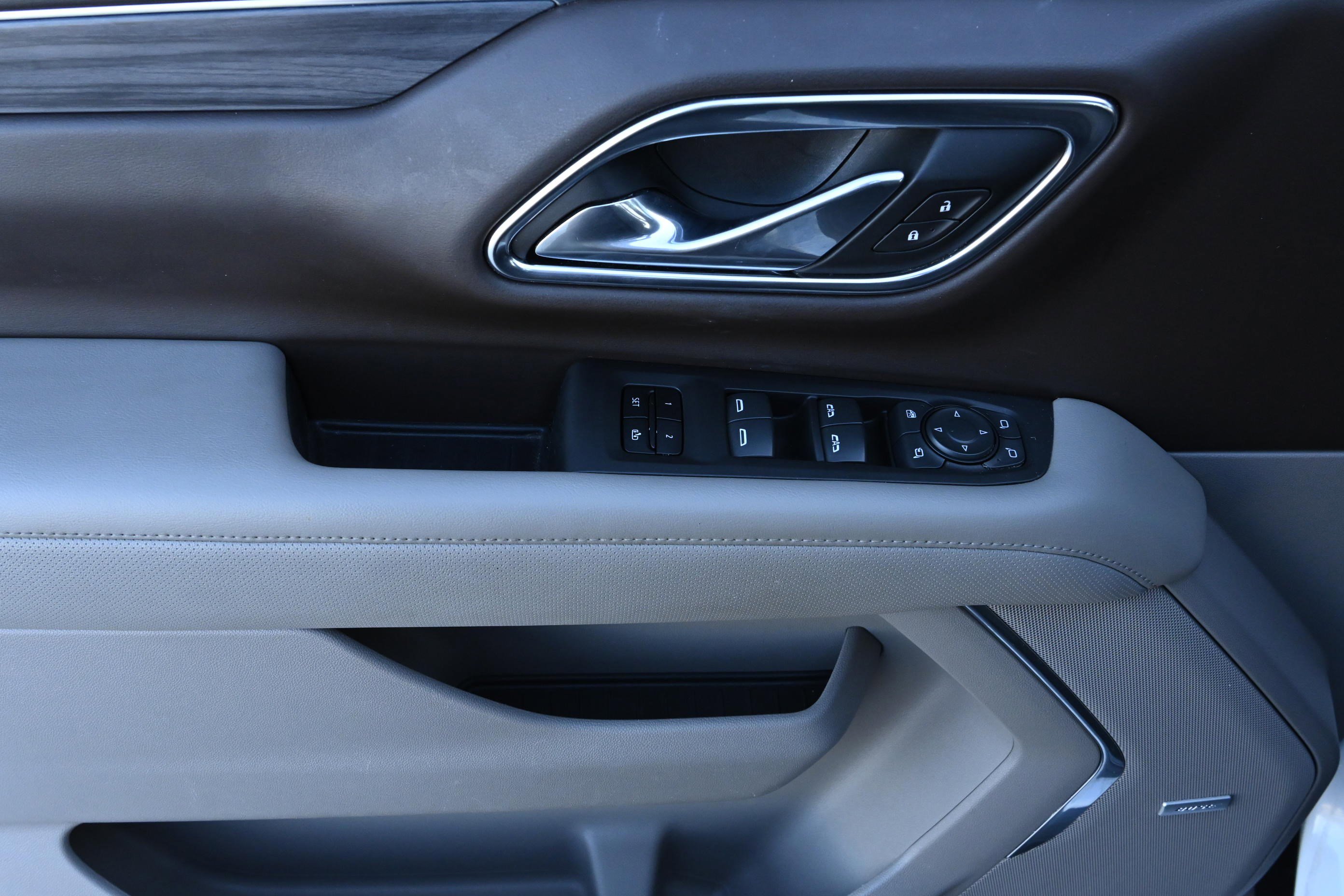 Used 2021 GMC Yukon SLT w/ SLT Premium Package image 29